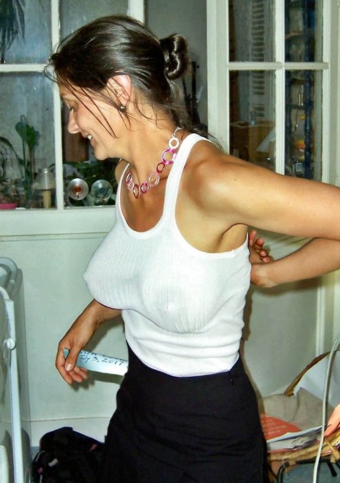 Housewife redhead panties big nipples
